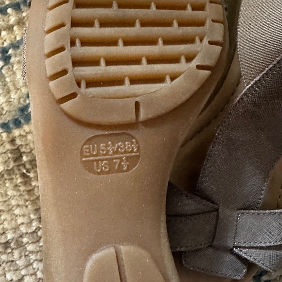 THE FLEXX Metallic Taupe Color Band Together Gladiator Sandal Shoes Size US 7.5 - Picture 6 of 8